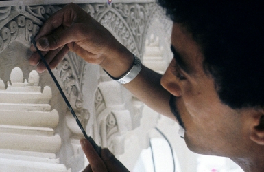 Artiste sculpteur du Geps, livre l'art decoratif dans l'architecture islamique d'Andre Paccard.